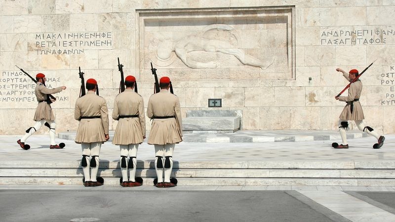 tomb-of-unknown-soldier-athens