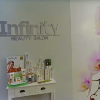 Infinity Beautysalon en Nagelstudio