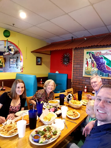 Mexican Restaurant «Vallarta Mexican Restaurant», reviews and photos, 16461 Village Plaza View Dr, Ballwin, MO 63011, USA