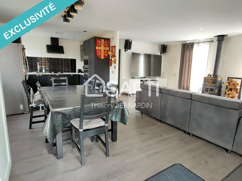 Vente maison 6 pièces 140 m² à Villers-le-Lac (25130), 430 000 €