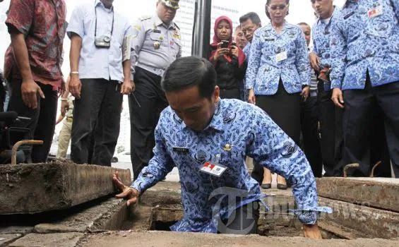 Minta Dikritik, Pertanda Jokowi Sudah Mulai Ditinggalkan Rakyat