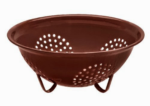  Cinsa 312022 Trend Ware Enamel on Steel Colander, 8-1/2-Inch, Chocolate