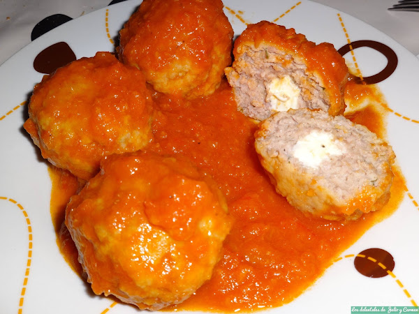 Albóndigas Sorpresa Con Salsa De Tomate Al Vino Cocina