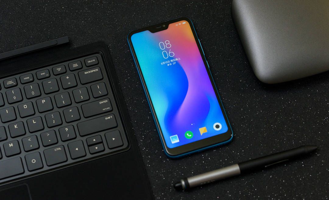 جوال Xiaomi Redmi 6 Pro المميز بمواصفات قوية ونظام تشغيل رائع