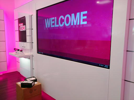 Cell Phone Store «T-Mobile», reviews and photos, 1148 West 800 North F, Orem, UT 84057, USA