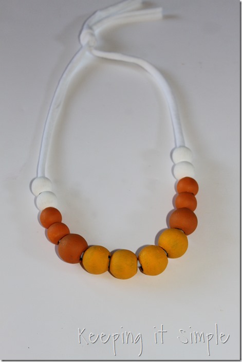 DIY-Candy-Corn-Necklace (5)