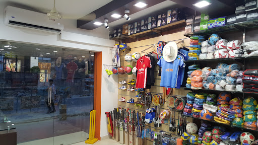 Kerala Sports Industries, Mahatma Gandhi Rd, North End, Kacheripady, Ernakulam, Kerala 682035, India, Football_Shop, state KL