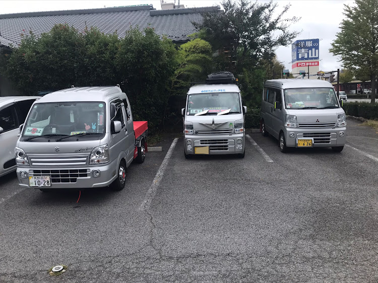 ミニキャブバンの日野エブリィ❗✨・クリッパーバン・車とアウトドアスポーツ・山と愛車・今回の飼い猫に関するカスタム事例の投稿画像1枚目
