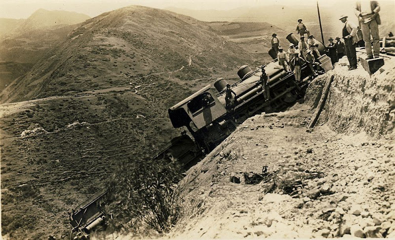 Uma ferrovia no Nariz do Diabo