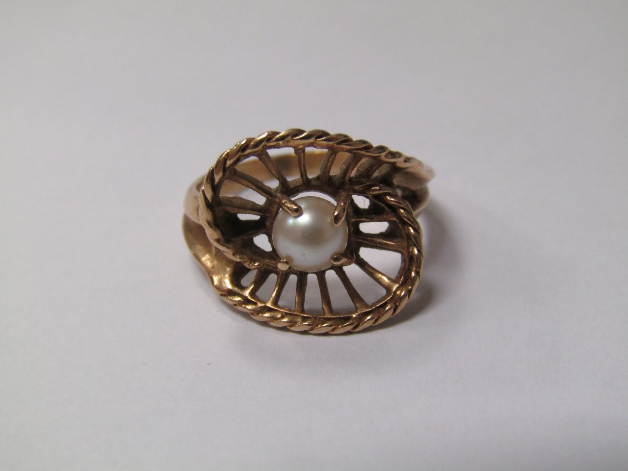 14 K Gold & Pearl Ring