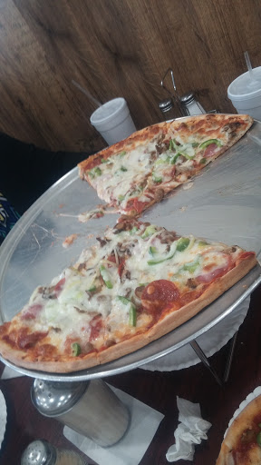 Restaurant «Brooklyn Pizzeria», reviews and photos, 19121 W Lake Houston Pkwy, Atascocita, TX 77346, USA