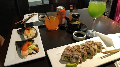 Sushi Roll, Centro Comercial Perinorte, Av. Hacienda Sierra Vieja 2, Local N20, Fracc. Hacienda del Parque 2a Sección, 54769 Cuautitlán Izcalli, Méx., México, Restaurante sushi | EDOMEX