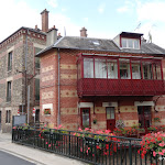 Quai de l'hôtel de ville : pavillon rouge