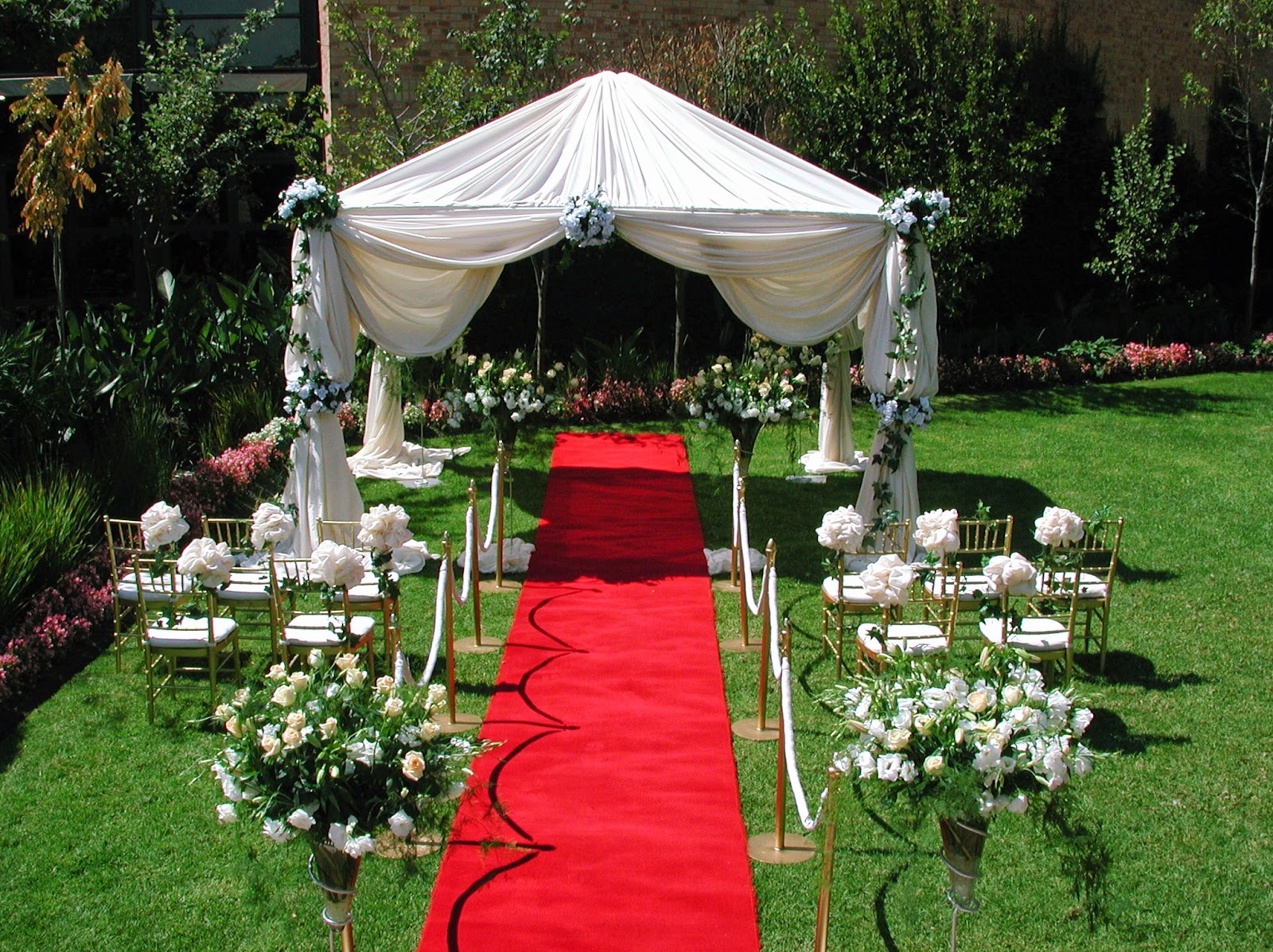 elegant backyard wedding ideas