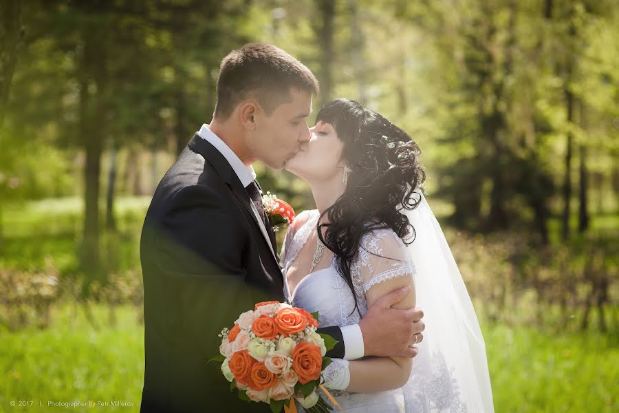 Fotógrafo de casamento Petr Millerov (petrmillerov). Foto de 18 de maio 2017