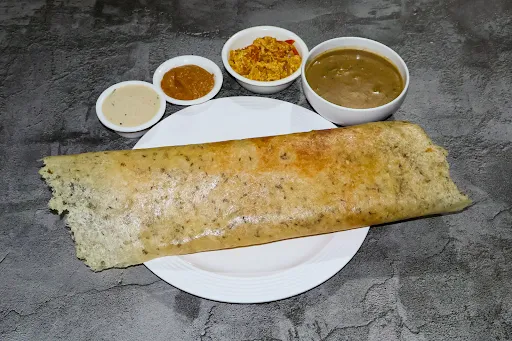 Rawa Paneer Butter Dosa