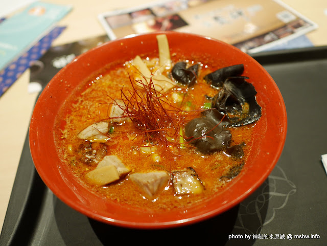 【食記】台中麗寶北海道拉麵館-函館次郎長拉麵&札幌炎神拉麵@后里麗寶Outlet Mall : 拉麵共和國移師台中? 讓人明爭暗鬥的好地方 區域 午餐 台中市 拉麵 日式 晚餐 飲食/食記/吃吃喝喝 麵食類 