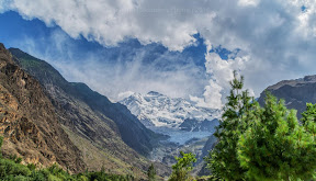 دیکھائ دیے یوں کے بے خود کیا۔ Rakaposhi As Seen from View Point