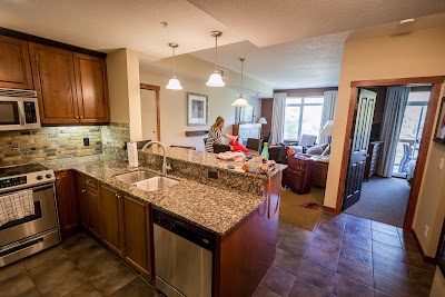 Photos of Blackstone Mountain Lodge by CLIQUE