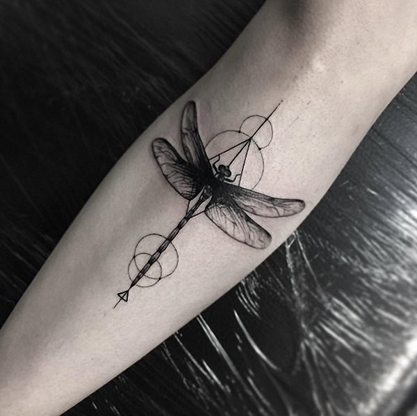 este_blackwork_shin_tatuagem