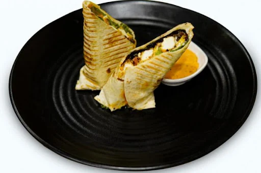 Cheese Melt Paneer Wrap