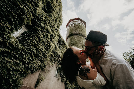 Fotógrafo de casamento Aleksandr Osadchiy (osadchyiphoto). Foto de 10 de junho 2020