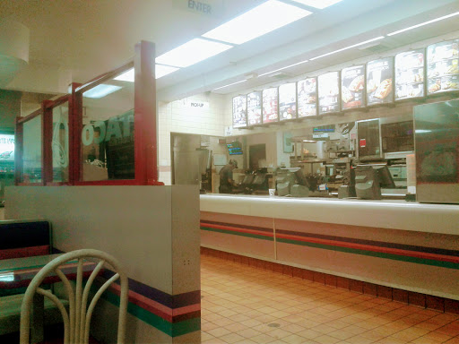 Mexican Restaurant «Taco Bell», reviews and photos, 733 E Huntington Dr, Monrovia, CA 91016, USA