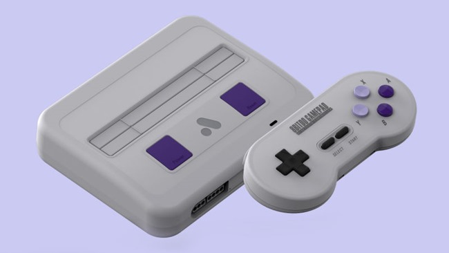 Dieser teure SNES Klon spielt alle Super Nintendo Spiele ab, die je veröffentlicht wurden