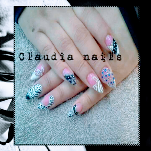 Claudia Nails logo