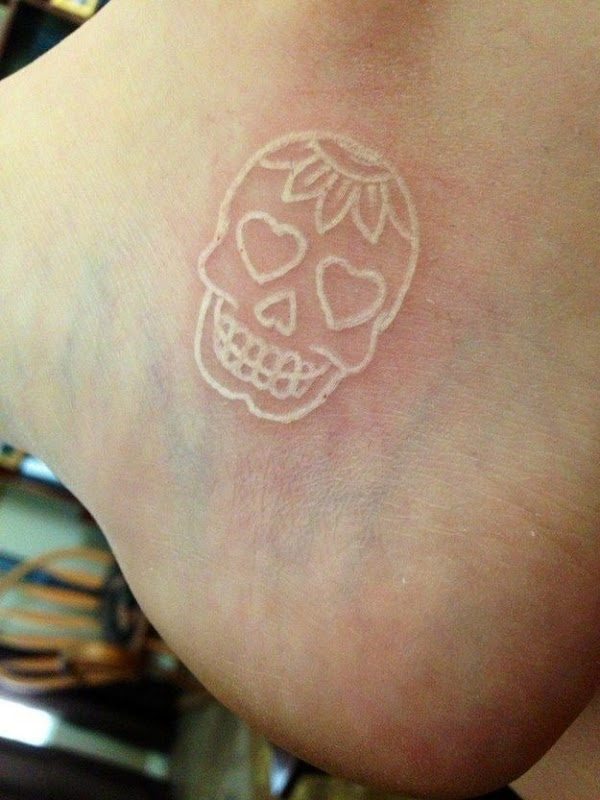 white_skull_tattoo