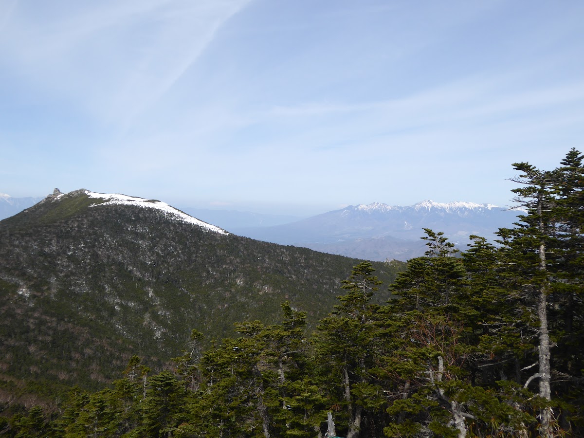 金峰山と朝日岳