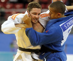 Eindelijk die medaille! Judoka Chouchi weent van geluk (én ontgoocheling): "Volgende keer pak ik goud"