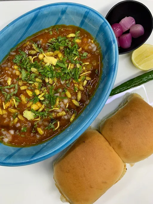 Bombay Misal Pav