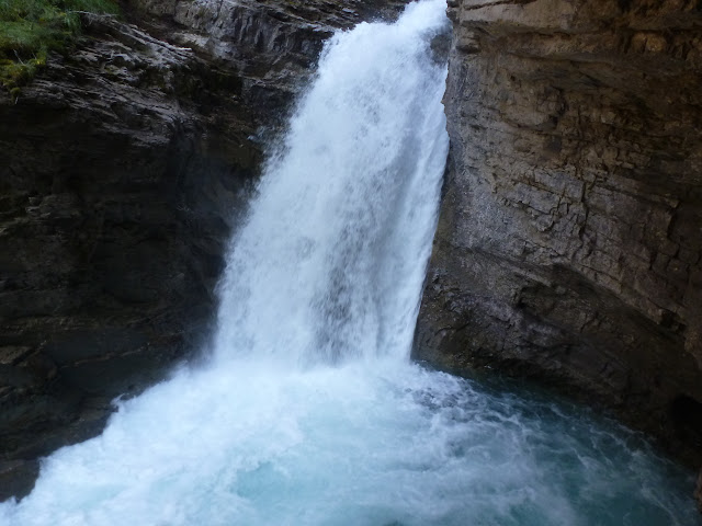 Banff. Johnston Canyon, Minnewanka Lake SR, Vermilion Lake. 9 Julio - LAS ROCOSAS DE CANADA. YELLOWSTONE Y GRAND TETON. (6)