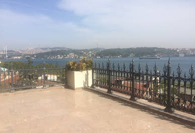 Atypical property with terrace and panoramic view 3
