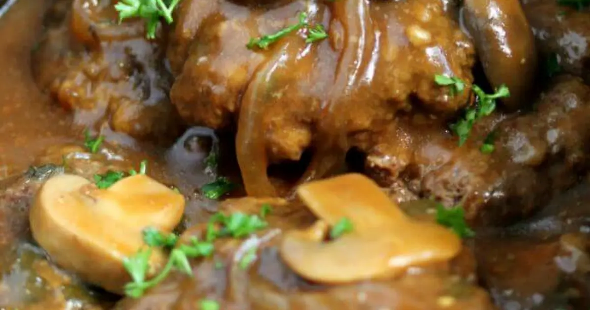 Crock Pot Steak & Gravy - Spend With Pennies