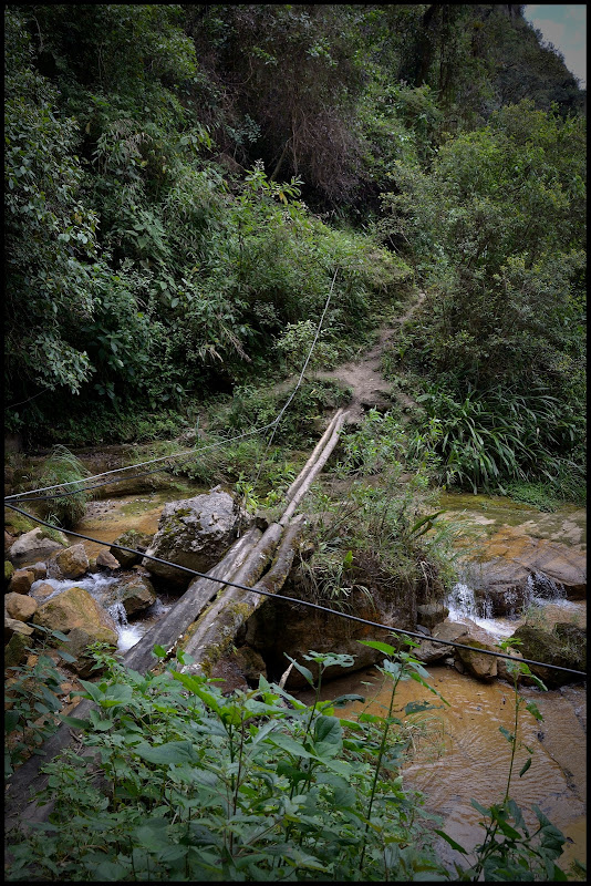 DE CHACHAPOYAS A CUISPES. YUMBILLA - MÁGICO Y ENIGMÁTICO PERÚ/2016. (17)