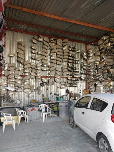 Yonke Chevy, Encino del Valle 113, Tablas de la Virgen, 37140 León, Gto., México, Proveedor de repuestos de carrocería de automóviles | GTO