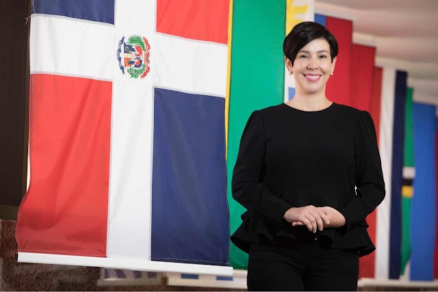 Mónika Infante Henríquez asume presidencia del Clúster Turístico de Santo Domingo  