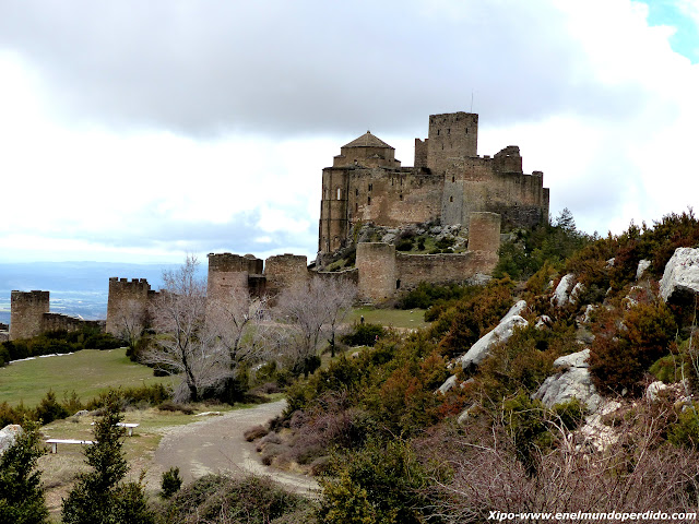 castillo-loarre-huesca.JPG