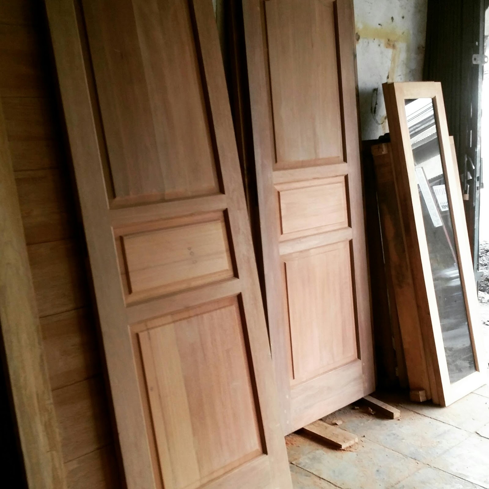 Kusen pintu  kayu  tangerang 081231452969 JUAL  MENERIMA 