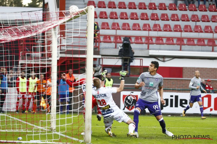 Kaminski a vu un autre Anderlecht: "De longs ballons et beaucoup d'agressivité"