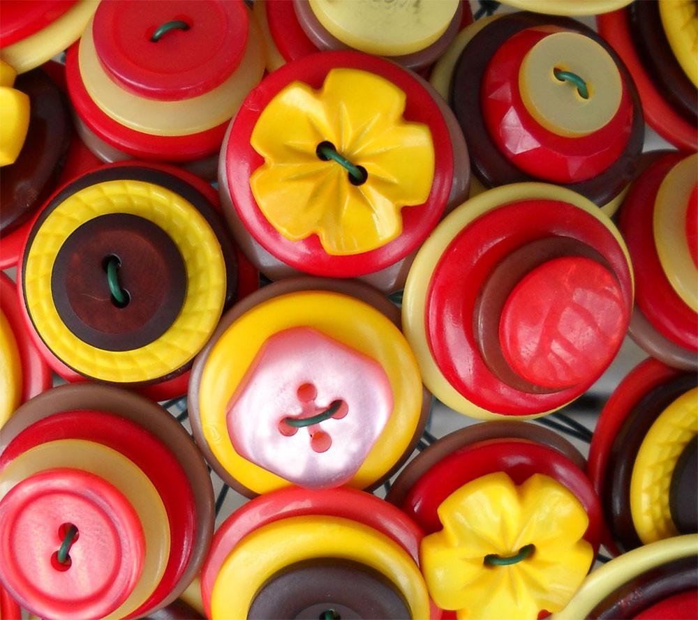 Red Yellow Brown Button Toss