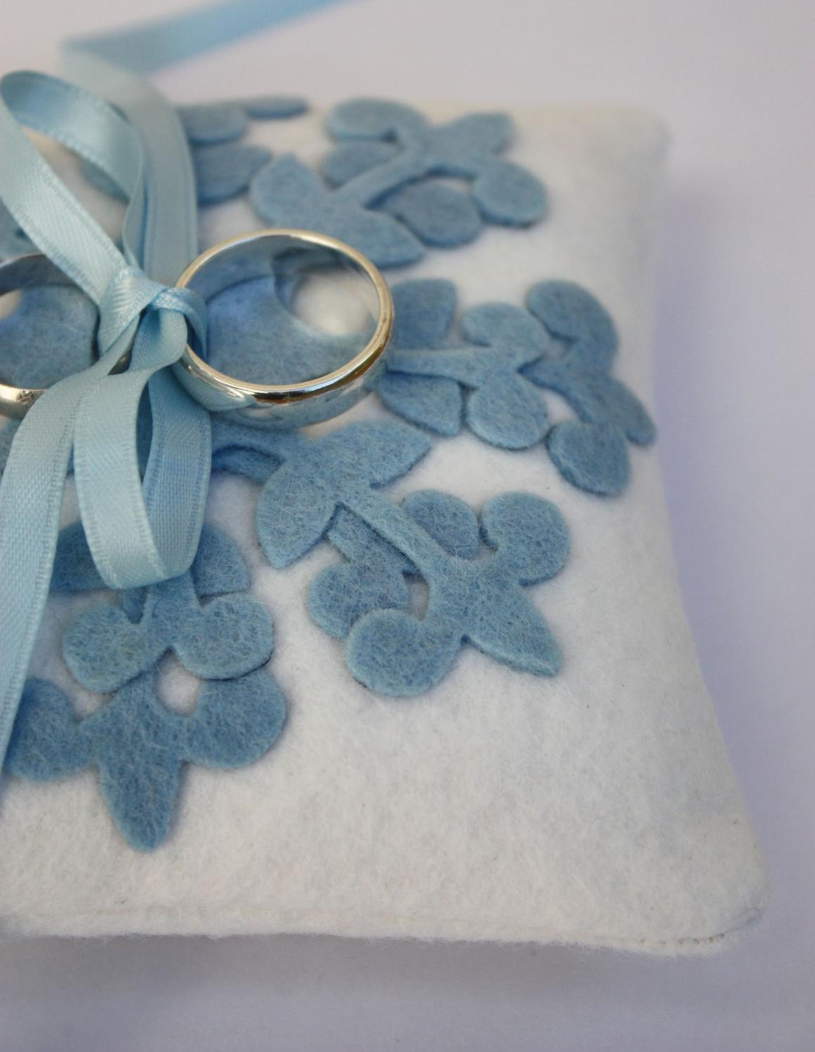 Felt Ring Bearer Pillow Winter