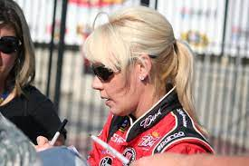 DeLana Harvick Net Worth, Age, Wiki, Biography, Height, Dating, Family, Career