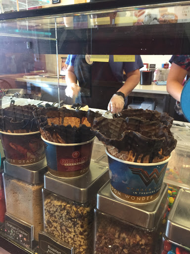 Ice Cream Shop «Cold Stone Creamery», reviews and photos, 2530 Greengate Centre Cir, Greensburg, PA 15601, USA