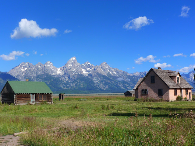 Grand Teton: Mormon Row. Regreso a Calgary y vuelta a casa. 16 y 17 Julio - LAS ROCOSAS DE CANADA. YELLOWSTONE Y GRAND TETON. (9)