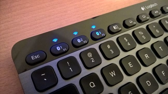 Logitech, Bluetooth, Iluminado, Teclado, K810, revisión