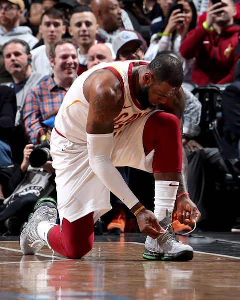 LBJ Brings the House Down in Brooklyn Wearing LeBron 15 Air Max 95