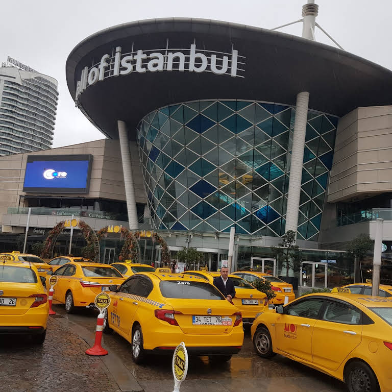 mall of istanbul taksi taksi duragi